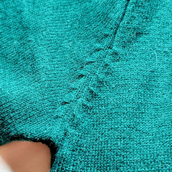 Vintage Womans Sweater Bee by Banff Hunter Green Sz S Turdle Neck Long Sleeves - Picture 4 of 8